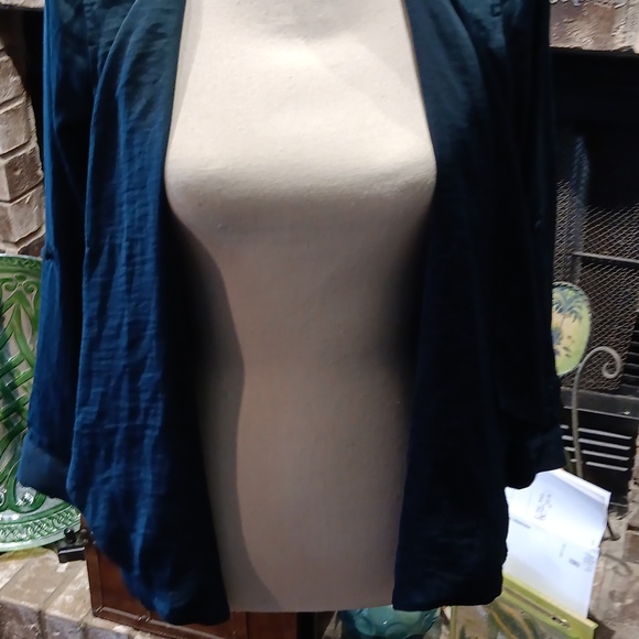 Bcbg Emerald Green bcbg luxury satin summer nights jacket fits xs and xxs - Picture 2 of 7